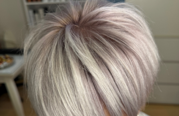 BLONDE ROOT RETOUCH